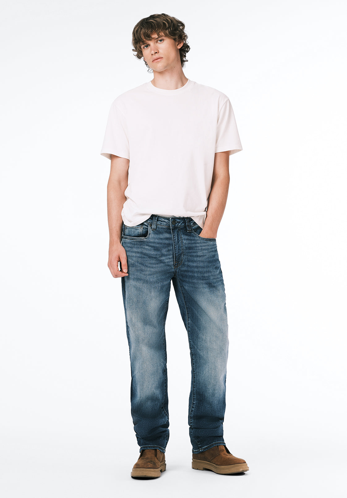 Driven Men's Relaxed Straight Jeans, Authentic and Sanded