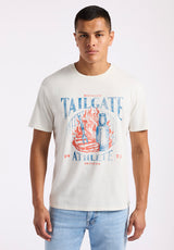Tailgate Men's Graphic T-Shirt with BBQ Print, Milk - BM24640