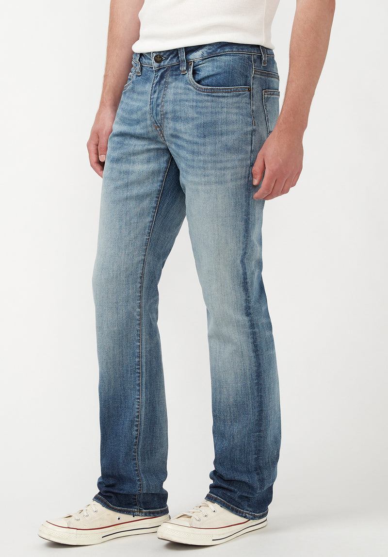 Relaxed Straight Driven Men's Jeans in Sanded Blue - BM22641