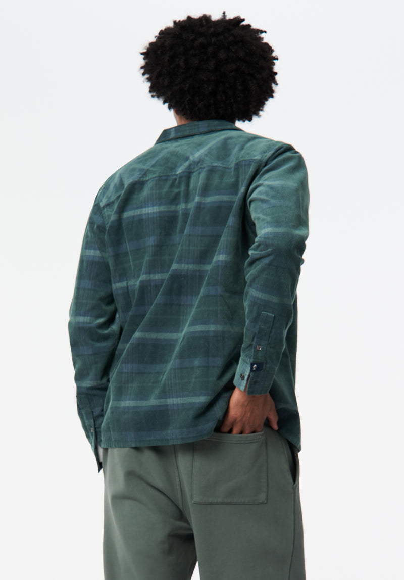 Sinclair Men’s Long-Sleeve Plaid Corduroy Shirt with Chest Pocket color WHALE