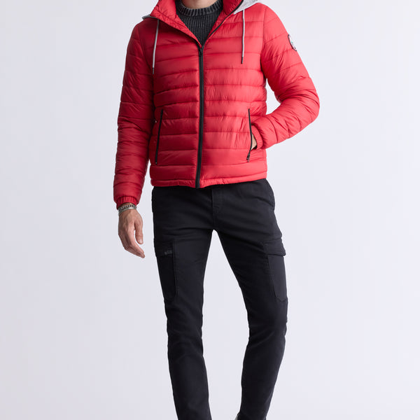 『TEN BUFFALO JKT RED M』 Vince Men's Quilted Puffer Zip-Up Jacket with Contrasting Hoodie