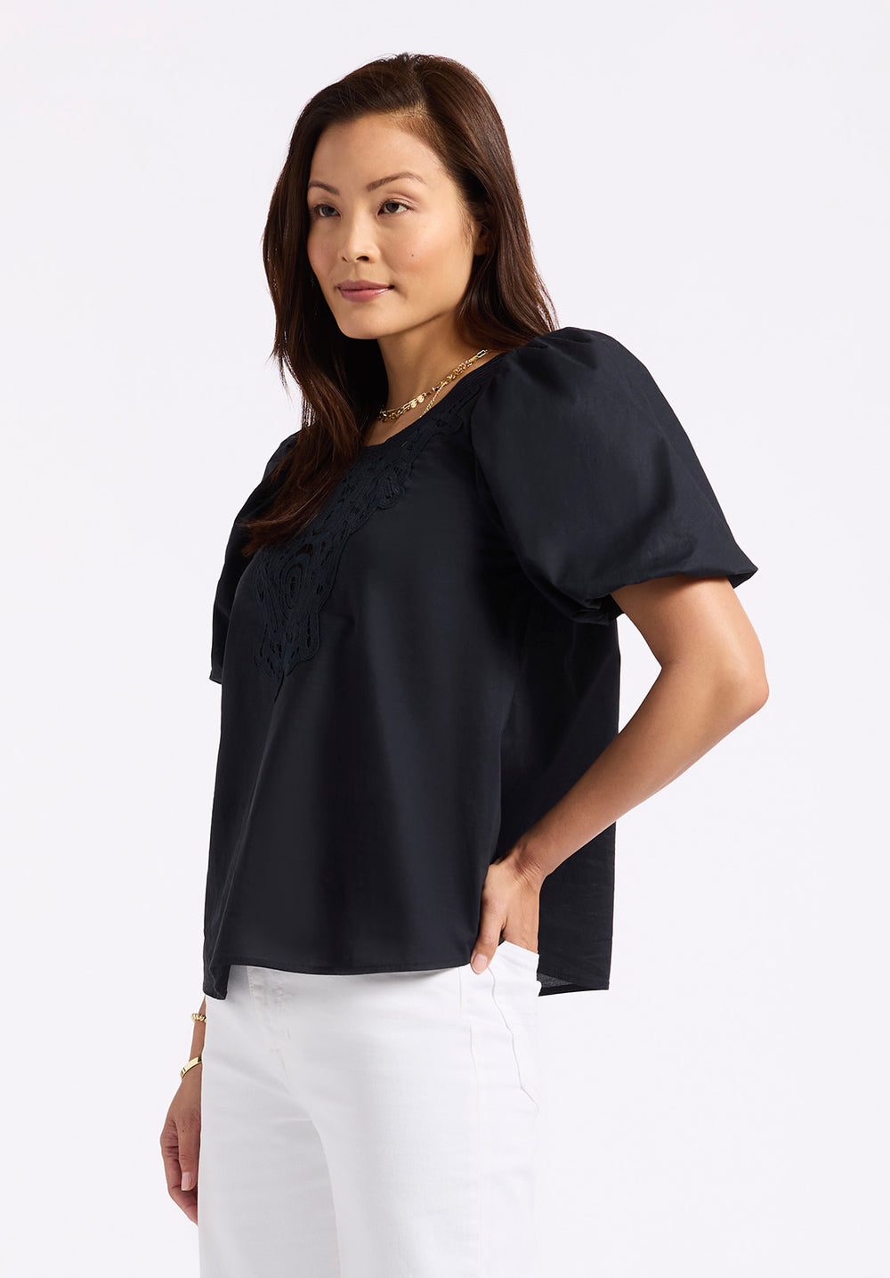 トップス LADY EMBROIDERY PUFF BLOUSE Leonella Women's Puff Sleeve Embroidered Blouse, Black – Buffalo Jeans